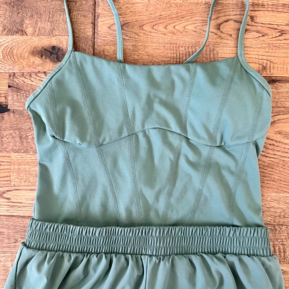 Victoria's Secret Pink Ultimate Runsie Workout Romper Built In Bra Size S K‎